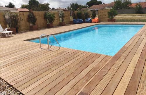 Avrille House | Maison avec piscine privée, proche plage