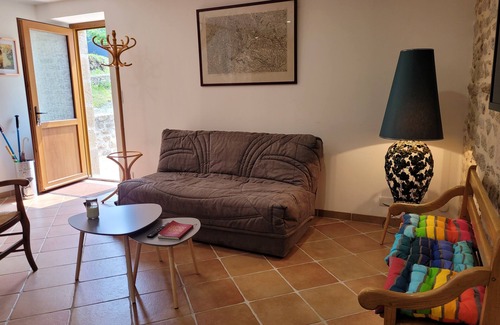 Perols-sur-Vezere House | Maison Avec Terrasse sur le Plateau de Millevaches