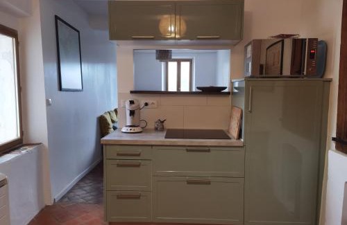 Saint-Julien-d'Asse Apartment | Maison avec vue sur la vallée d'Asse