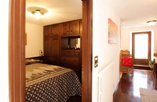 Allein Apartment | Maison Baradis - grazioso e tranquillo trilocale con vista montagne