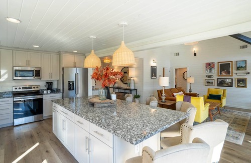 Dillard Cottage | Maison Blanche Cottage @ Julep Farms