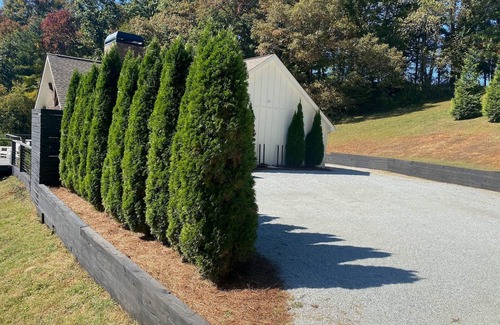 Dillard Cottage | Maison Blanche Cottage @ Julep Farms