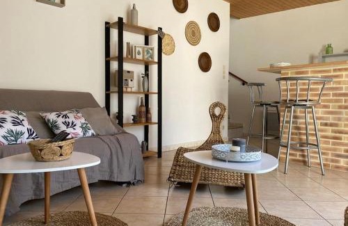 Taize-Maulais House | Maison bord du Thouet/parking/terrasse/fibre