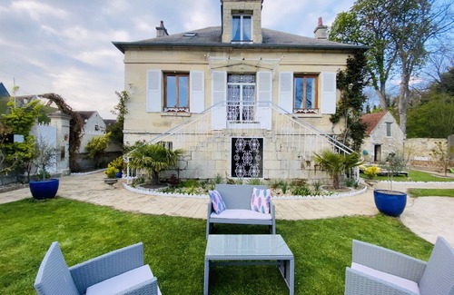 Cires-Les-Mello House | Maison bourgeoise