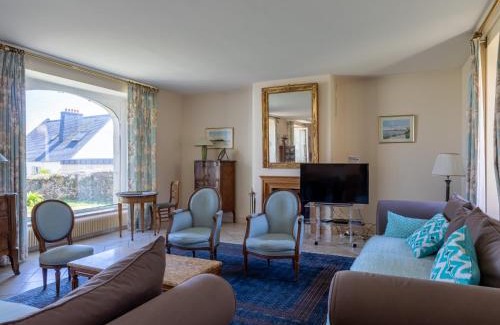 Perros-Guirec House | Maison Bretonne Madame est Servie