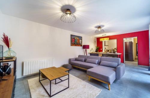 Jouvence House | Maison calme avec terrasse garage centre-ville B