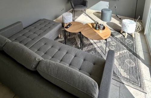 Vernon House | Maison Calme - Climatisée / 4 Chambres / Jardin