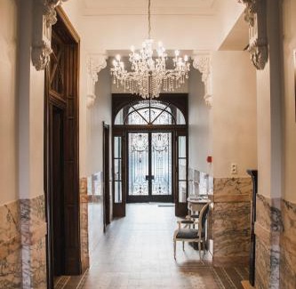 Ronse House | Maison Cambier