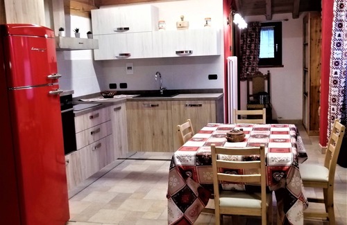 Valle d'Aosta Apartment | Maison Cerise Allein