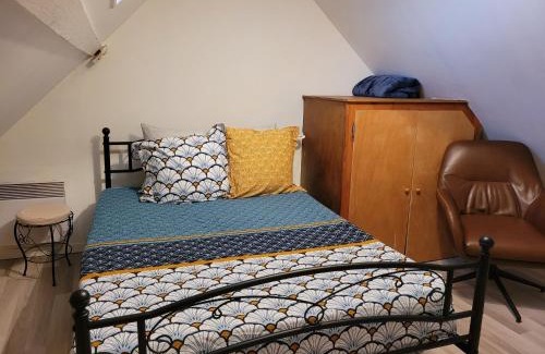 Coulanges-sur-Yonne House | Maison chaleureux