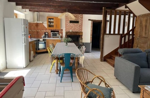 Miniac-Morvan House | Maison Chaleureuse EN Campagne