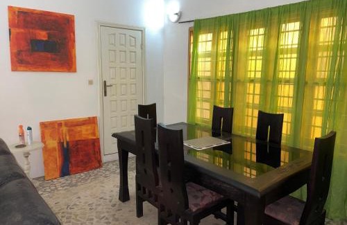 Lome House | Maison chaleureuse à Lomé -Togo