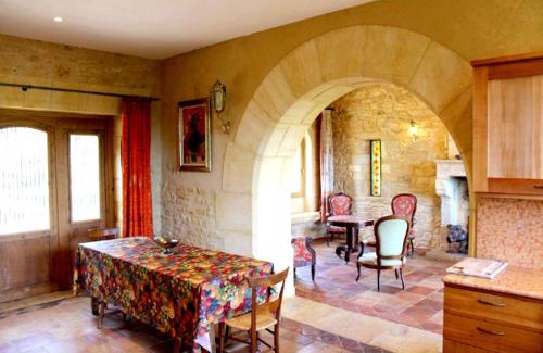 Saint-Cybranet House | Maison charmante à Saint-Cybranet avec grand jardin, piscine