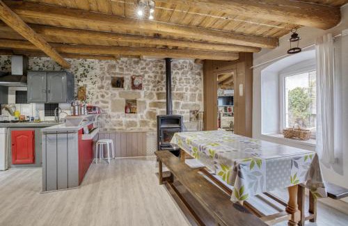 Valprivas House | Maison charmante à Valprivas avec jardin privé.