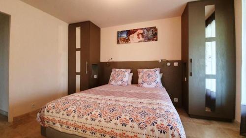 Puy-l'Eveque House | Maison charmeur avec jardin à Puy-l'Évêque et piscine partagée