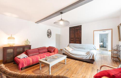 Heches House | Maison Chez Bob