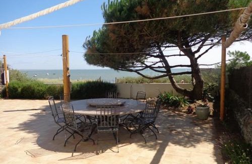 La Gueriniere House | Maison confortable face à la mer, 7 couchages, terrasse, jardin, wifi, parking, animaux acceptés - FR-1-224B-211