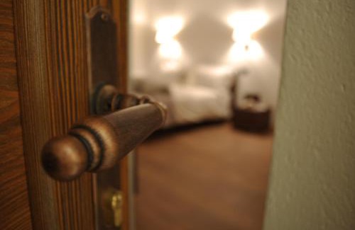Dzovennoz Bed & Breakfast | Maison Constance