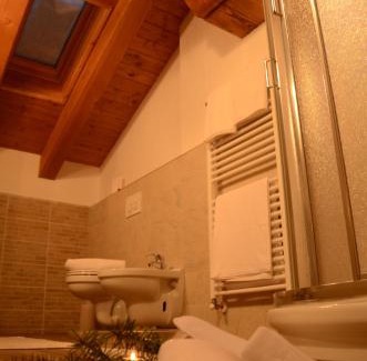 Dzovennoz Bed & Breakfast | Maison Constance