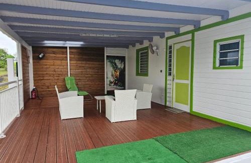 Petit-Canal House | Maison cosy avec terrasse à Petit-Canal, 45 m²