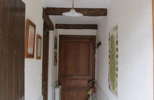 Breheville House | Maison cosy avec terrasse, 3 chambres, wifi, animaux acceptés, idéal pour familles en Meuse - FR-1-585-2