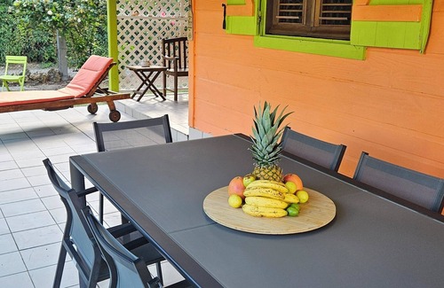 Le Moule House | Maison Créole Dans Ravissant Jardin