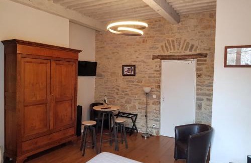 Chateau-Chalon House | Maison d'Eusébia