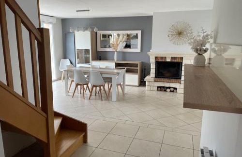 Baslieux-sous-Chatillon House | Maison d'hôtes