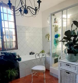 Saint-Saens Bed & Breakfast | Maison d'Hôtes Archangels Home