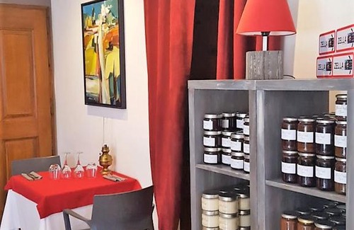 Guitera-les-Baines Bed & Breakfast | Maison d'Hôtes Zella