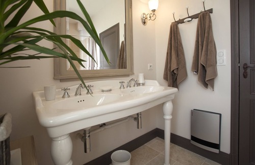 Condom Bed & Breakfast | Maison d'hotes de Charme Les Bruhasses