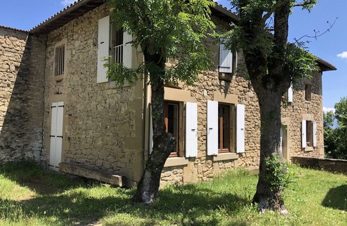 Romans-sur-Isere House | Maison de 220m²/4 ch. Dans un Écrin de Verdure Classé Natura 2000