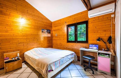 Le Portail House | Maison de 4 chambres avec piscine partagee jardin clos et wifi a Saint Leu