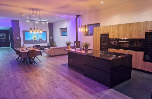 Widensolen House | Maison de 5 Chambres Pour 8 Personnes