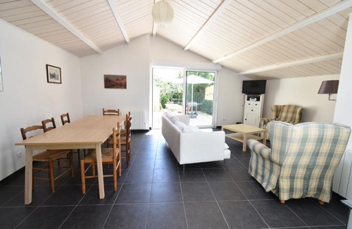 L'Aiguillon-sur-Vie House | Maison de bourg confortable entre Plage, Golf et Lacs