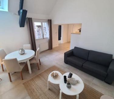 Baulon House | Maison de bourg bretonne