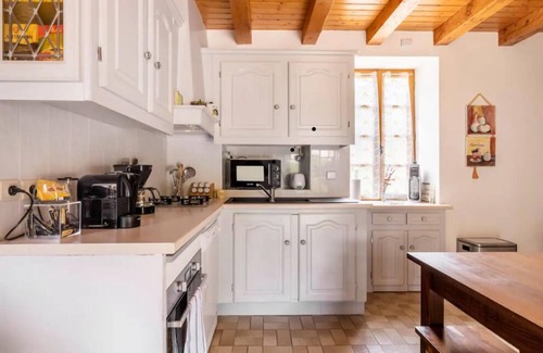 Frayssinet-le-Gelat House | Maison de Charme à la Campagne, Avec Piscine Privée
