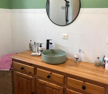 Chazelles-sur-Lavieu Apartment | Maison de campagne calme et sérénité