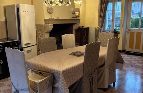 Thoisy-le-Desert Cottage | Maison de Campagne Familiale en Bourgogne