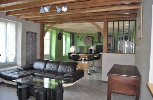 Parigny-les-Vaux House | Maison de campagne avec piscine