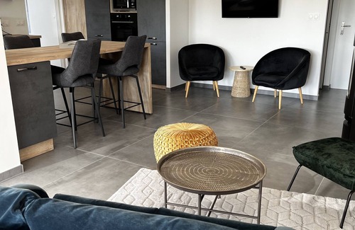 Baud House | Maison de Campagne Avec Brasero à 30 min de la mer