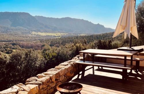 Sartene Villa | Maison de campagne, deux chambres, vue sur les montagnes