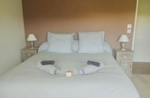 Varaignes Villa | Maison de campagne idéale pour les retrouvailles en famille