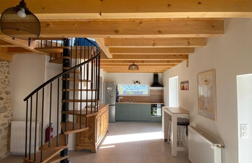 Anglefort House | Maison de Campagne Proche Viarhôna Avec Jacuzzi