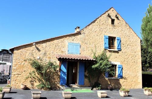 Calviac-en-Perigord House | Maison de campagne spacieuse près de Sarlat, idéale pour familles et amis, grand jardin et activités. - FR-1-616-208