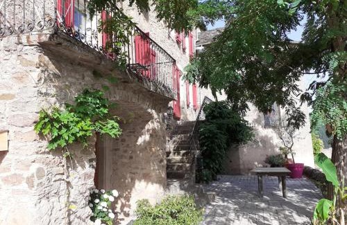 Viala-du-Tarn House | Maison de caractère au cœur des grands causses