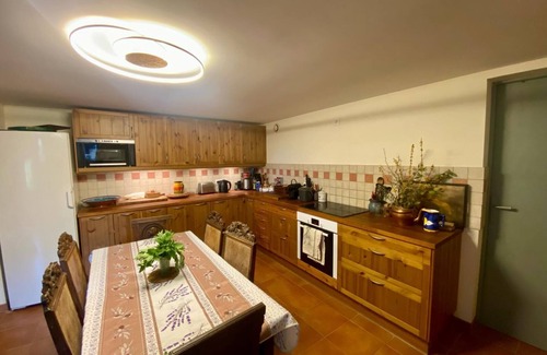 Chapaize House | Maison de Charme au Coeur de la Bourgogne, Idéale Pour des Vacances Avec Enfants