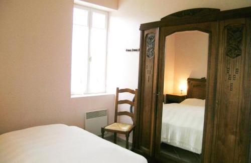 Aurouer House | Maison de charme avec jardin clos en Sologne Bourbonnaise, animaux acceptés, près de Moulins. - FR-1-489-258