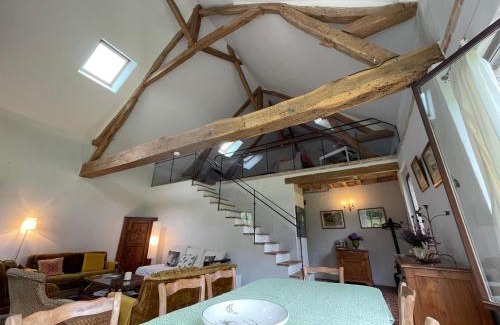 Sainte-Montaine House | Maison de Charme en Sologne avec Étang Privé, Grand Parc et Cheminée - FR-1-586-37