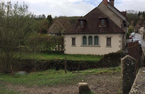 Moutier-d'Ahun House | Maison de famille du pont Millénaire